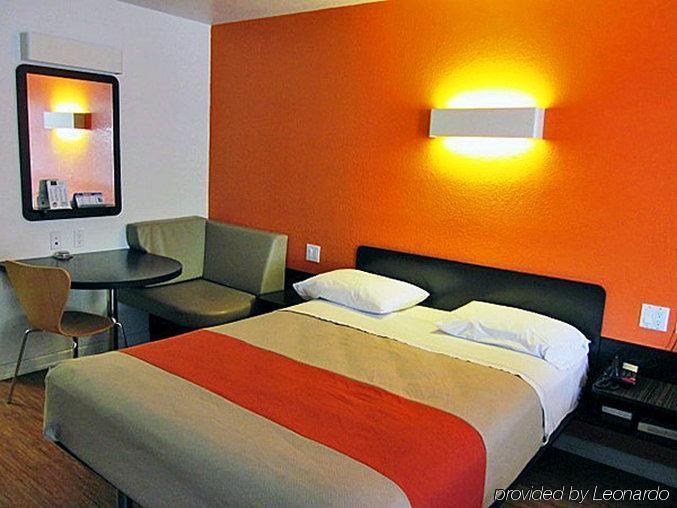 Motel 6-Edinburg, Tx المظهر الخارجي الصورة