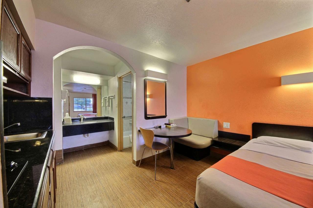 Motel 6-Edinburg, Tx المظهر الخارجي الصورة