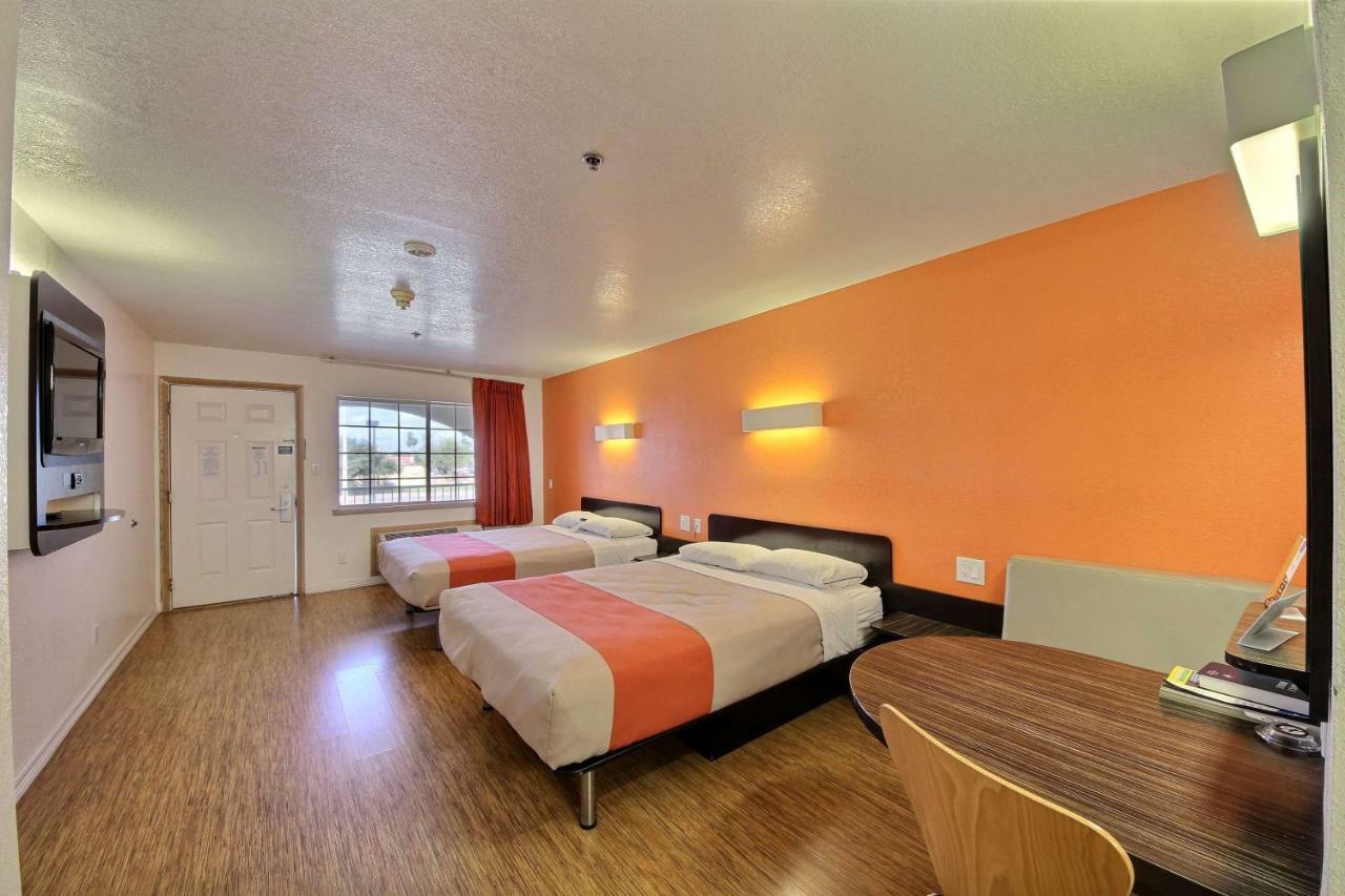 Motel 6-Edinburg, Tx المظهر الخارجي الصورة