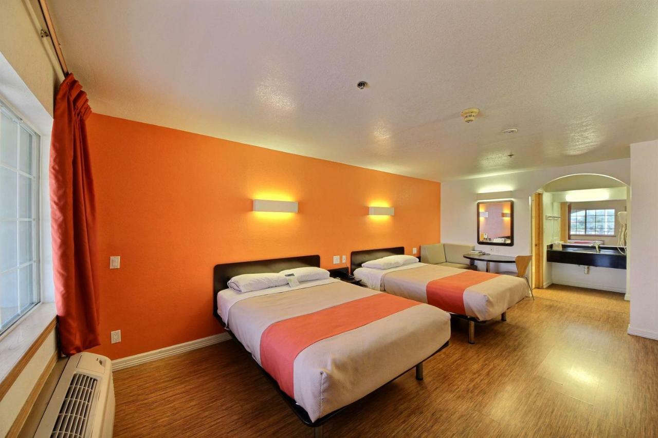 Motel 6-Edinburg, Tx المظهر الخارجي الصورة