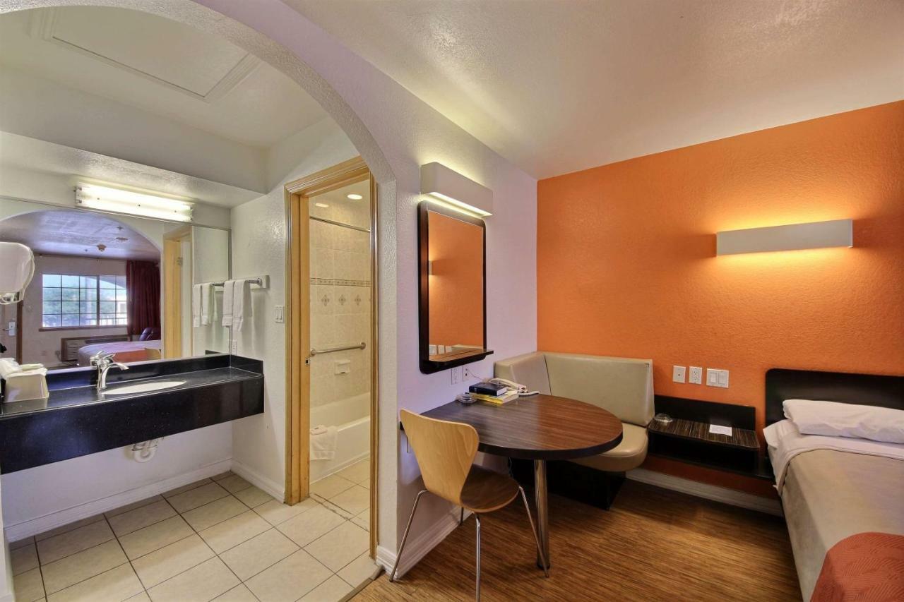 Motel 6-Edinburg, Tx المظهر الخارجي الصورة